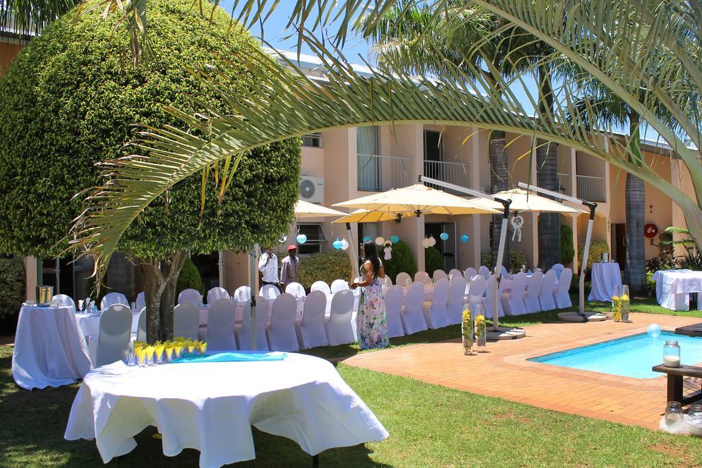 The George Hotel Manzini Luaran gambar