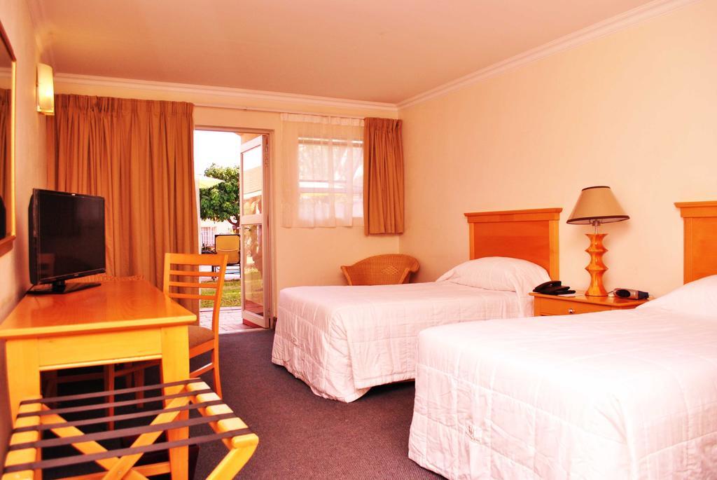 The George Hotel Manzini Bilik gambar
